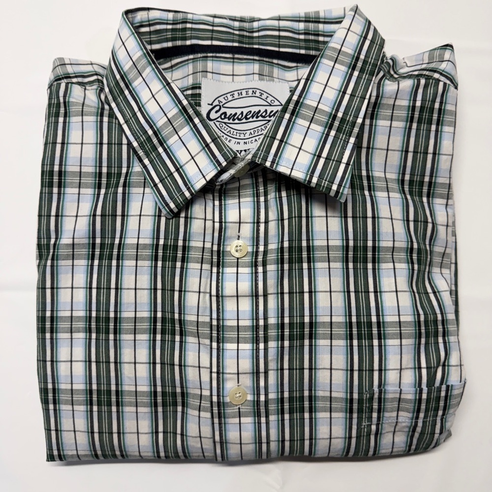 Consensus Men’s Green‎ & White Plaid Casual Button-Down Shirt